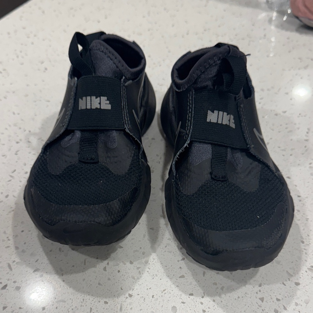 Nike Kids Black Sneakers